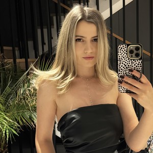 HappyEndings_ live cam video preview