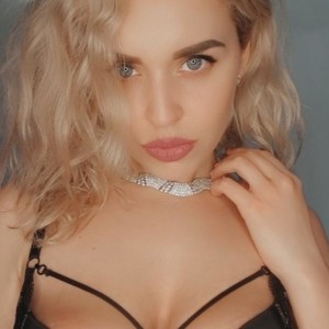 AleXXXaKiss video