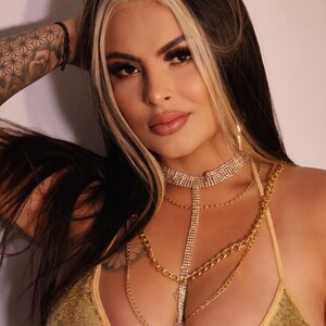 Zoe_Scarlett video