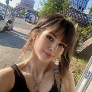 mfc Daisy_Lowe