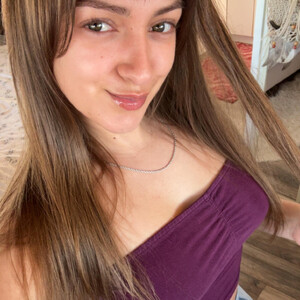 Sexylexi211 webcam profile - Canadian